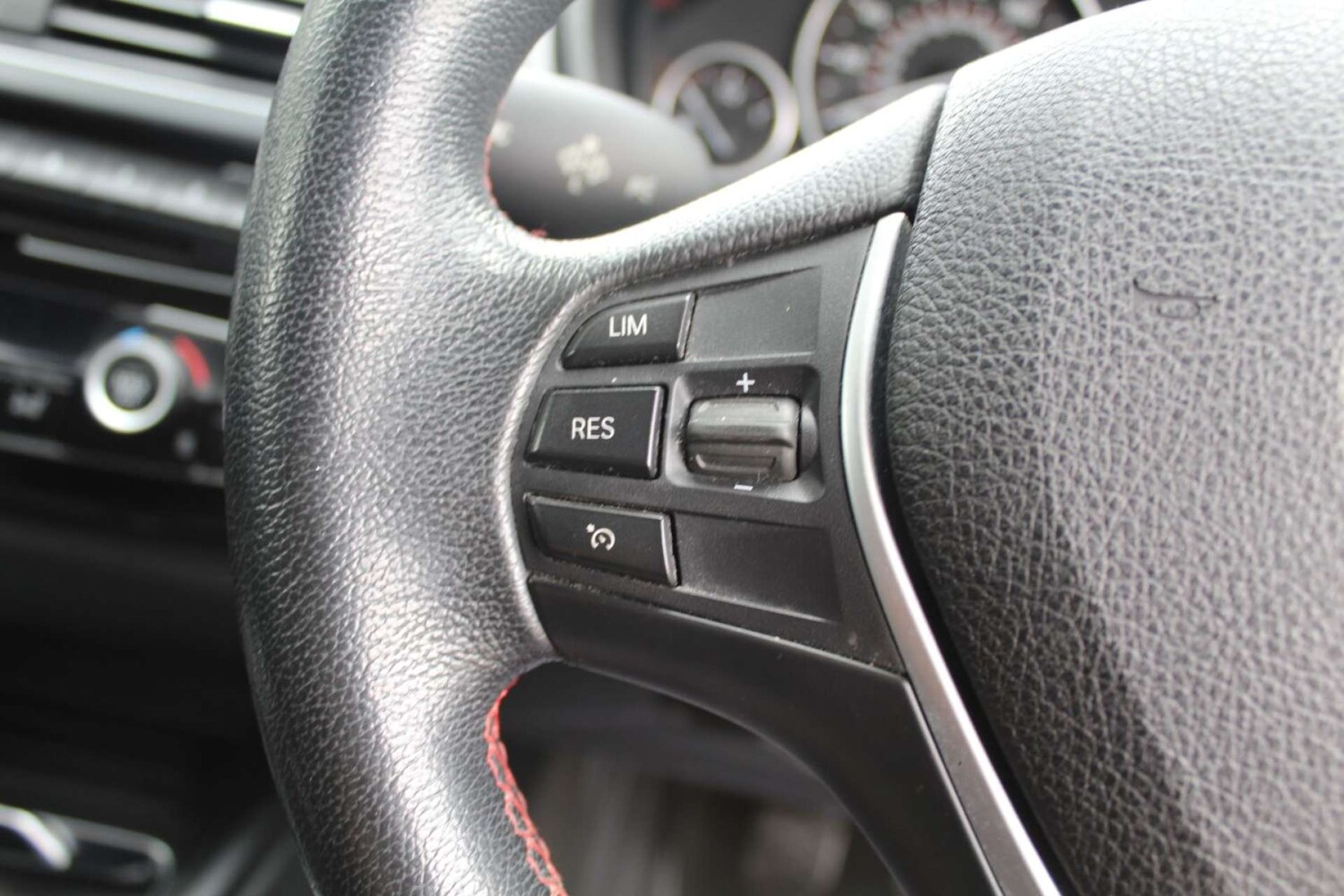 Used BMW 3 Series 2017 for sale - 76103818: Photo 18