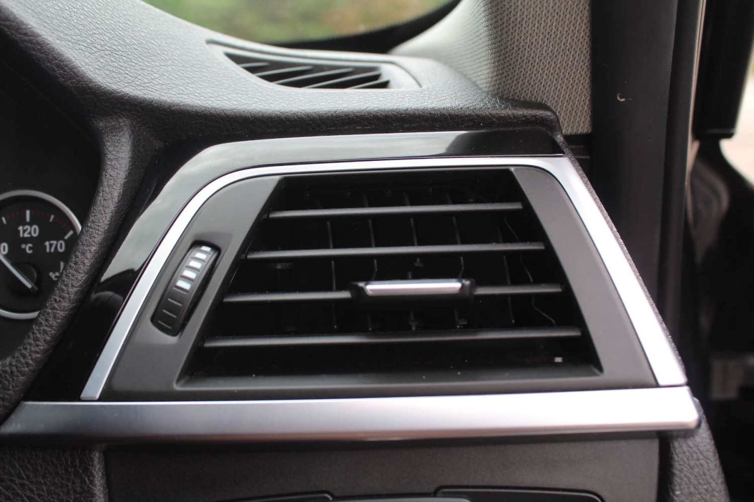 Used BMW 3 Series 2017 for sale - 76103818: Photo 27