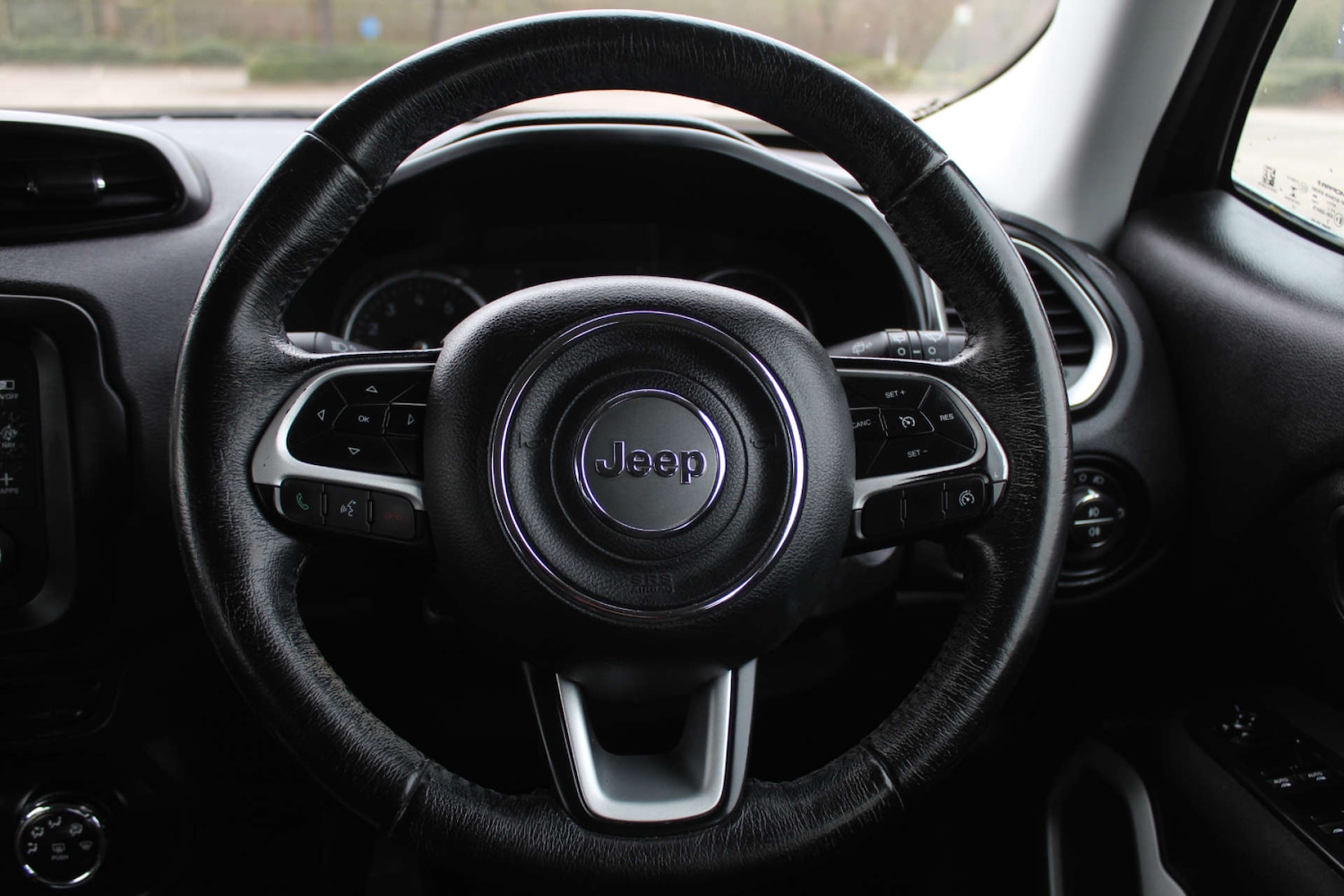 Used Jeep Renegade 2015 for sale - 76103898: Photo 15