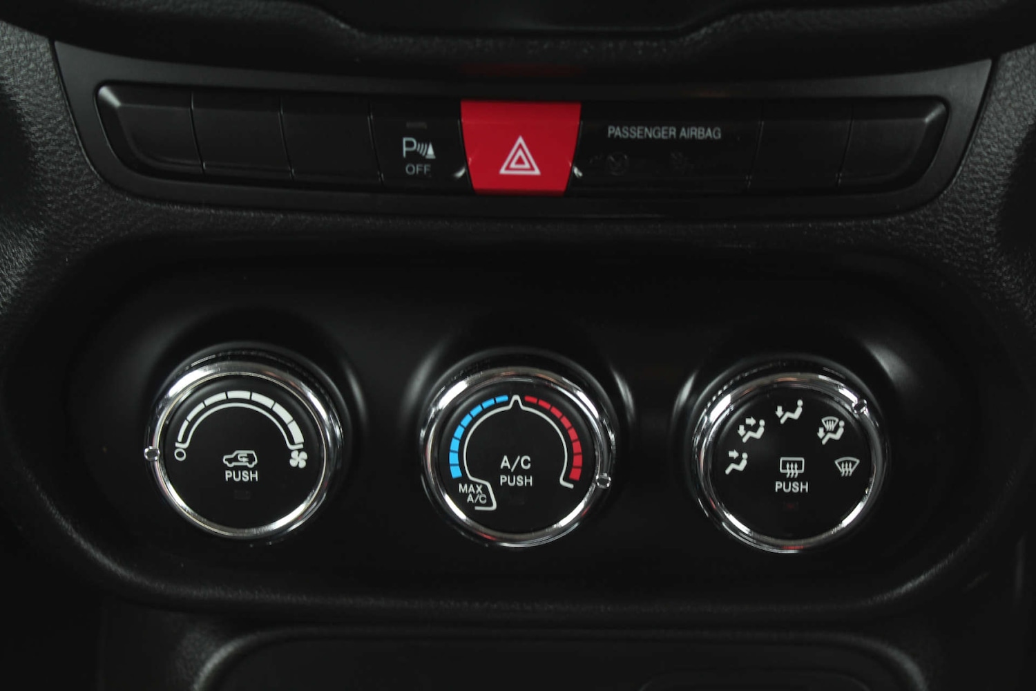 Used Jeep Renegade 2015 for sale - 76103898: Photo 26