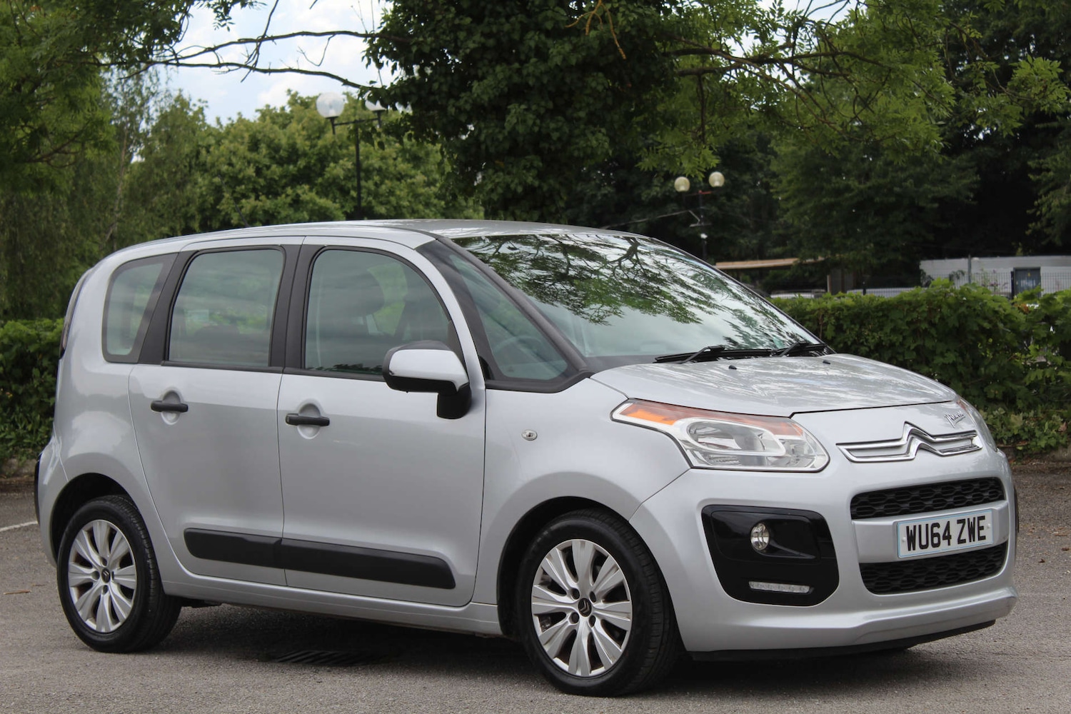 Vehicle 1