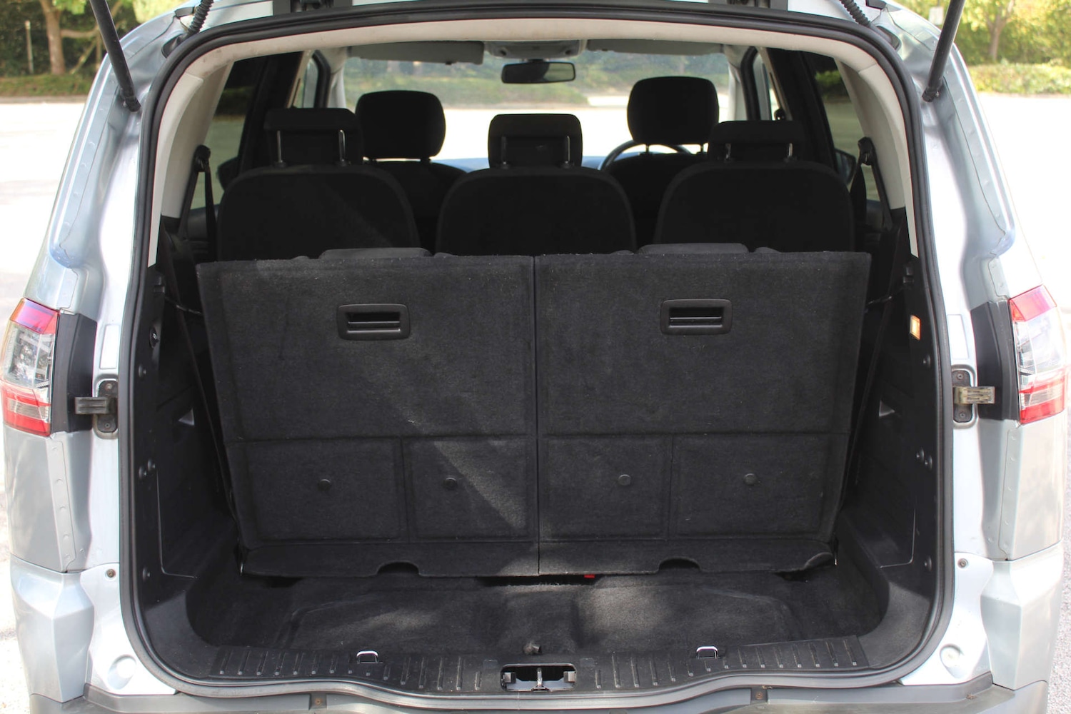 Vehicle 28