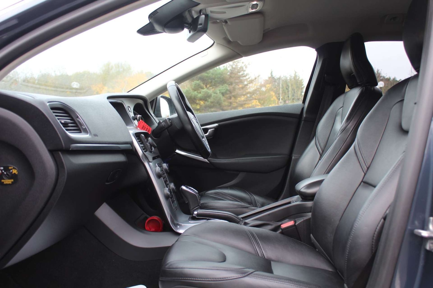 Used Volvo V40 2019 for sale - 76103789: Photo 9