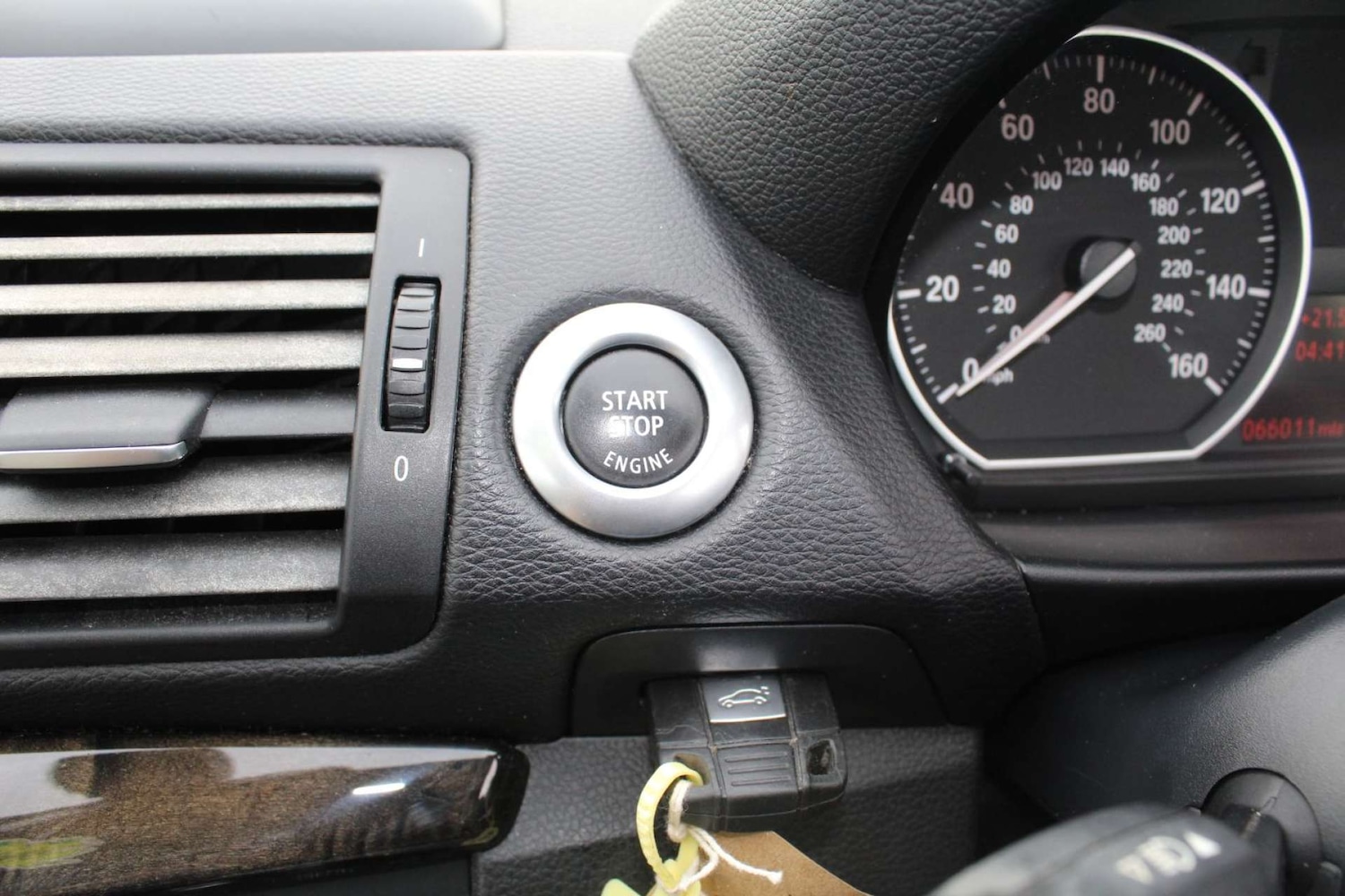 Used BMW 1 Series 2010 for sale - 76404380: Photo 25