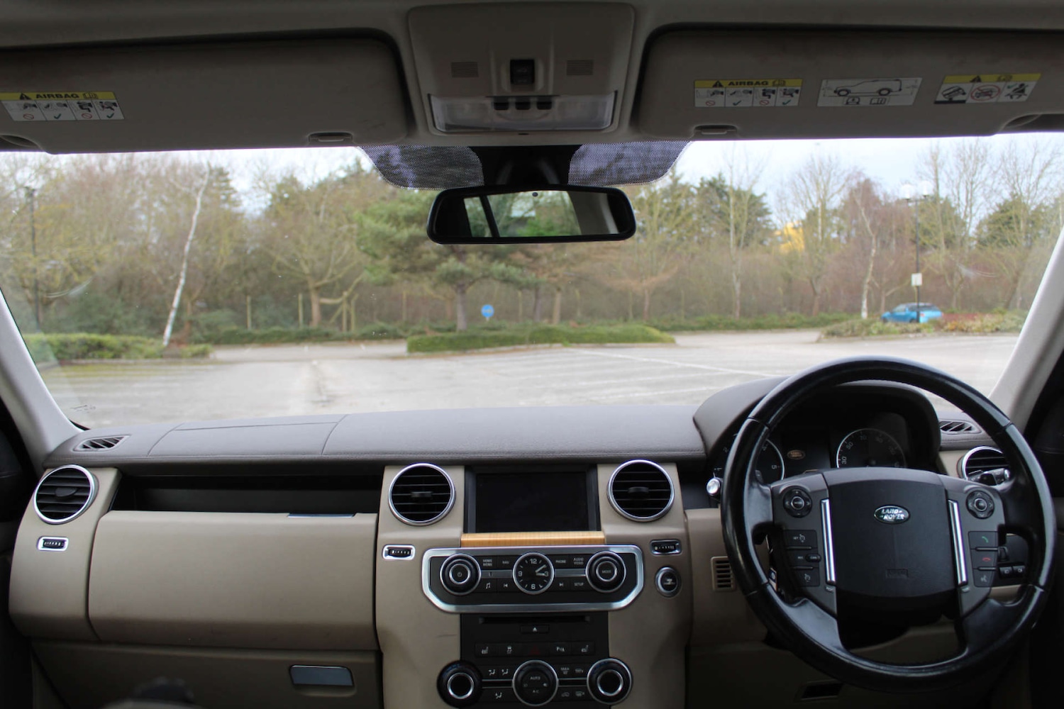 Used Land Rover Discovery 2013 for sale - 76103923: Photo 11