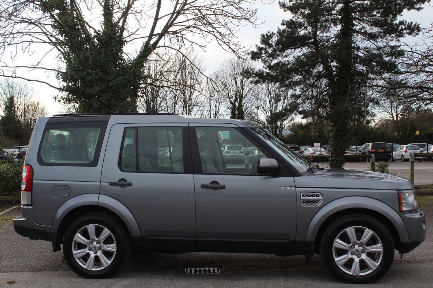 Used Land Rover Discovery 2013 for sale - 76103923: Photo 2