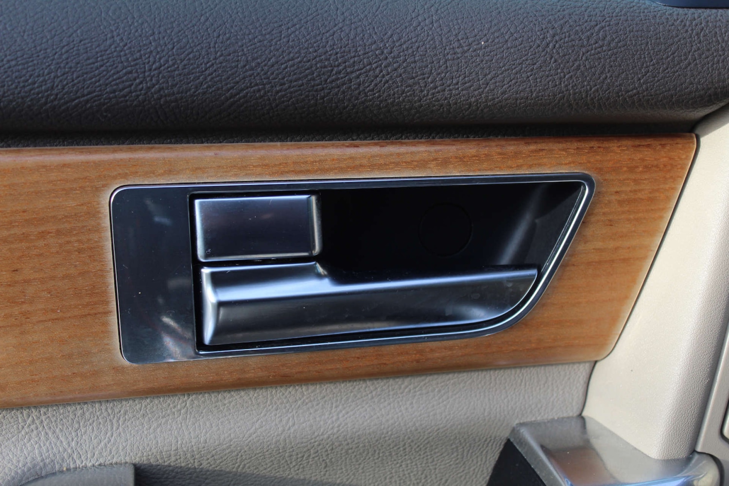 Used Land Rover Discovery 2013 for sale - 76103923: Photo 30