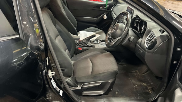 Used Mazda Mazda3 2015 for sale - 76305791: Photo 6