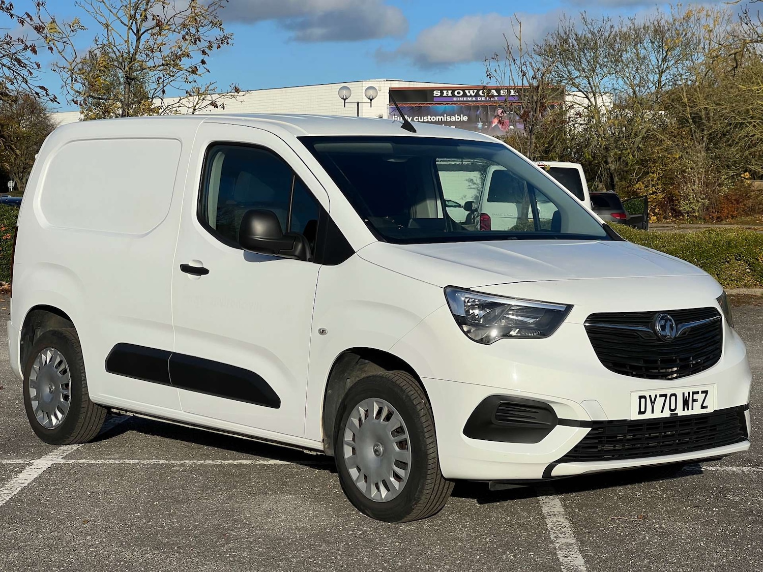 Used Vauxhall Combo 2020 for sale - 76509324: Photo 1