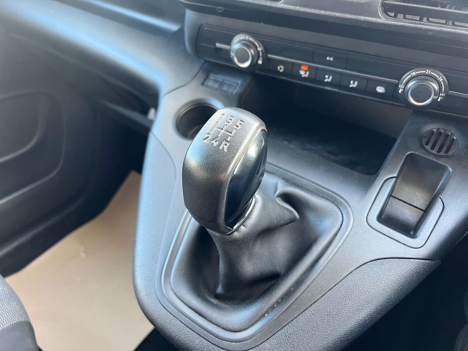 Used Vauxhall Combo 2020 for sale - 76509324: Photo 27