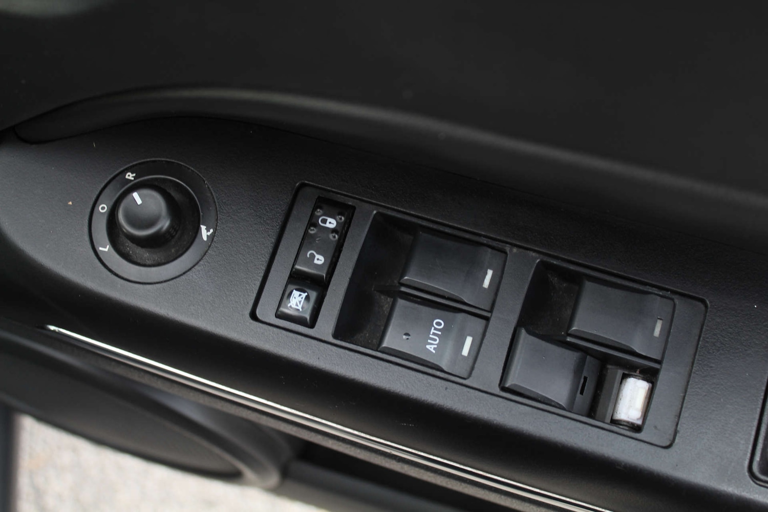 Used Jeep Compass 2012 for sale - 76375884: Photo 24