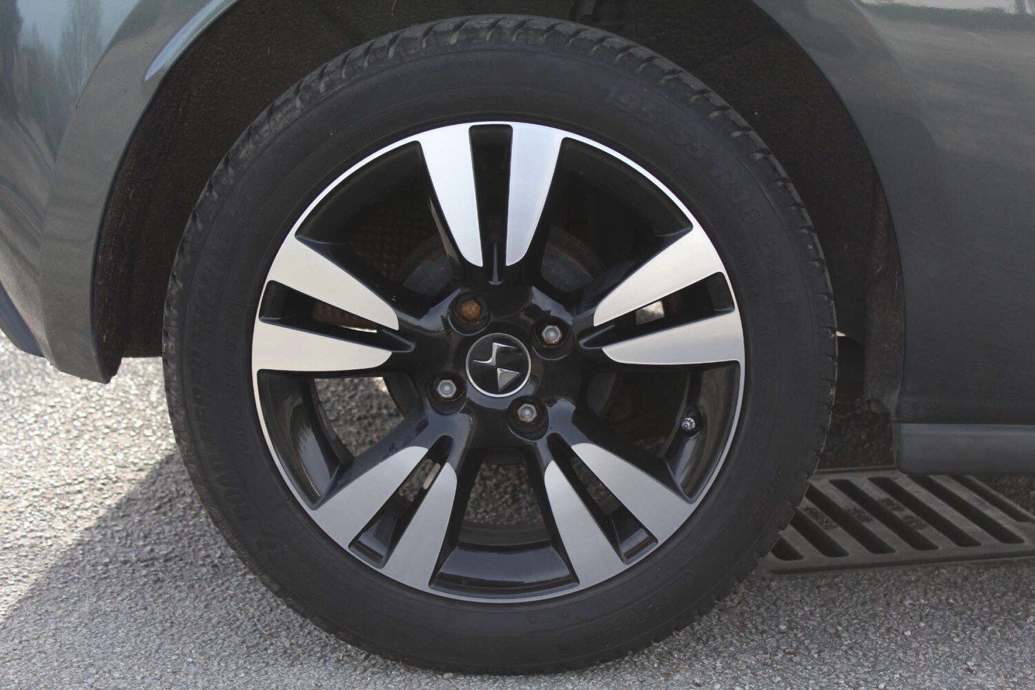 Vehicle 27