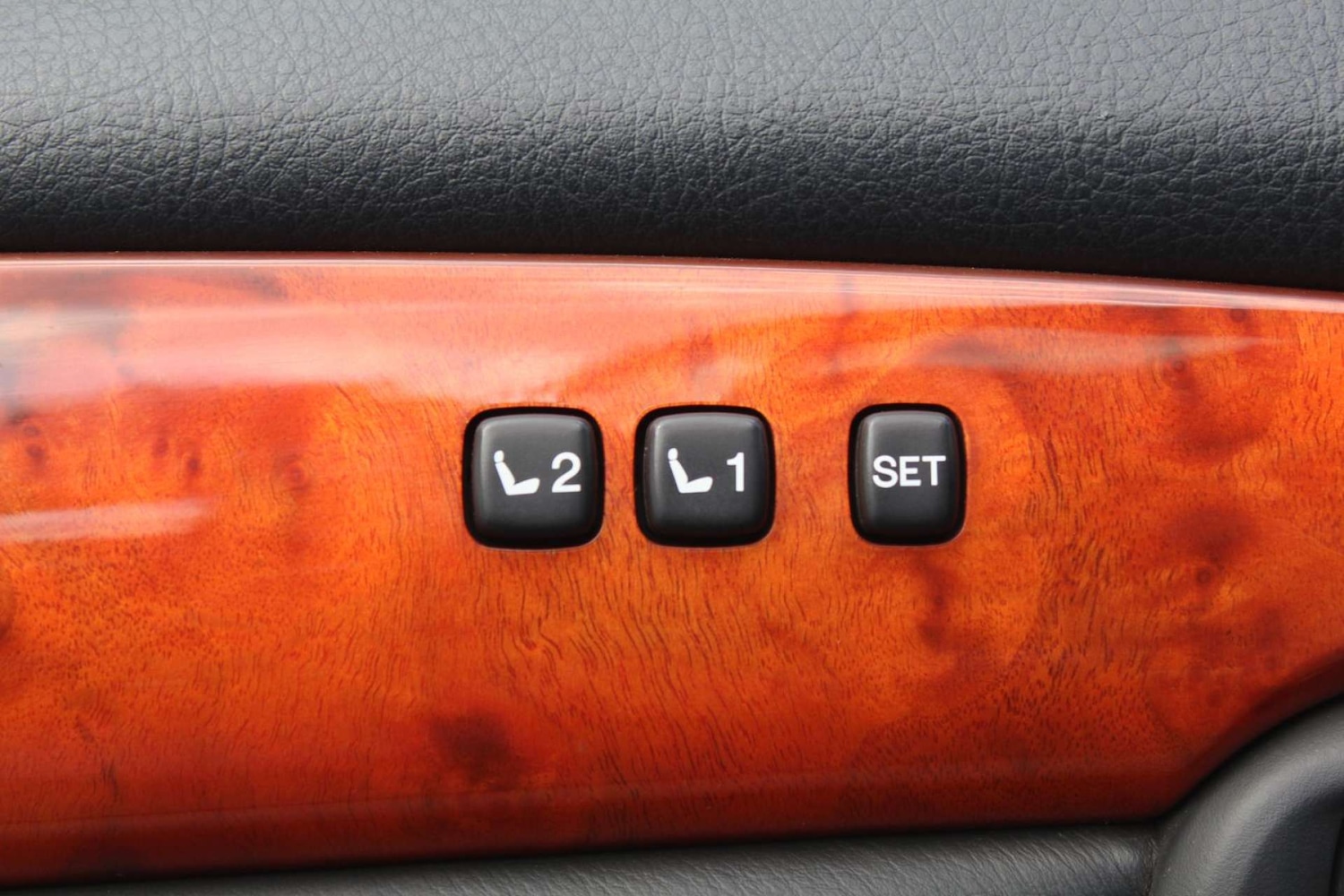 Used Lexus SC 2002 for sale - 76103863: Photo 19