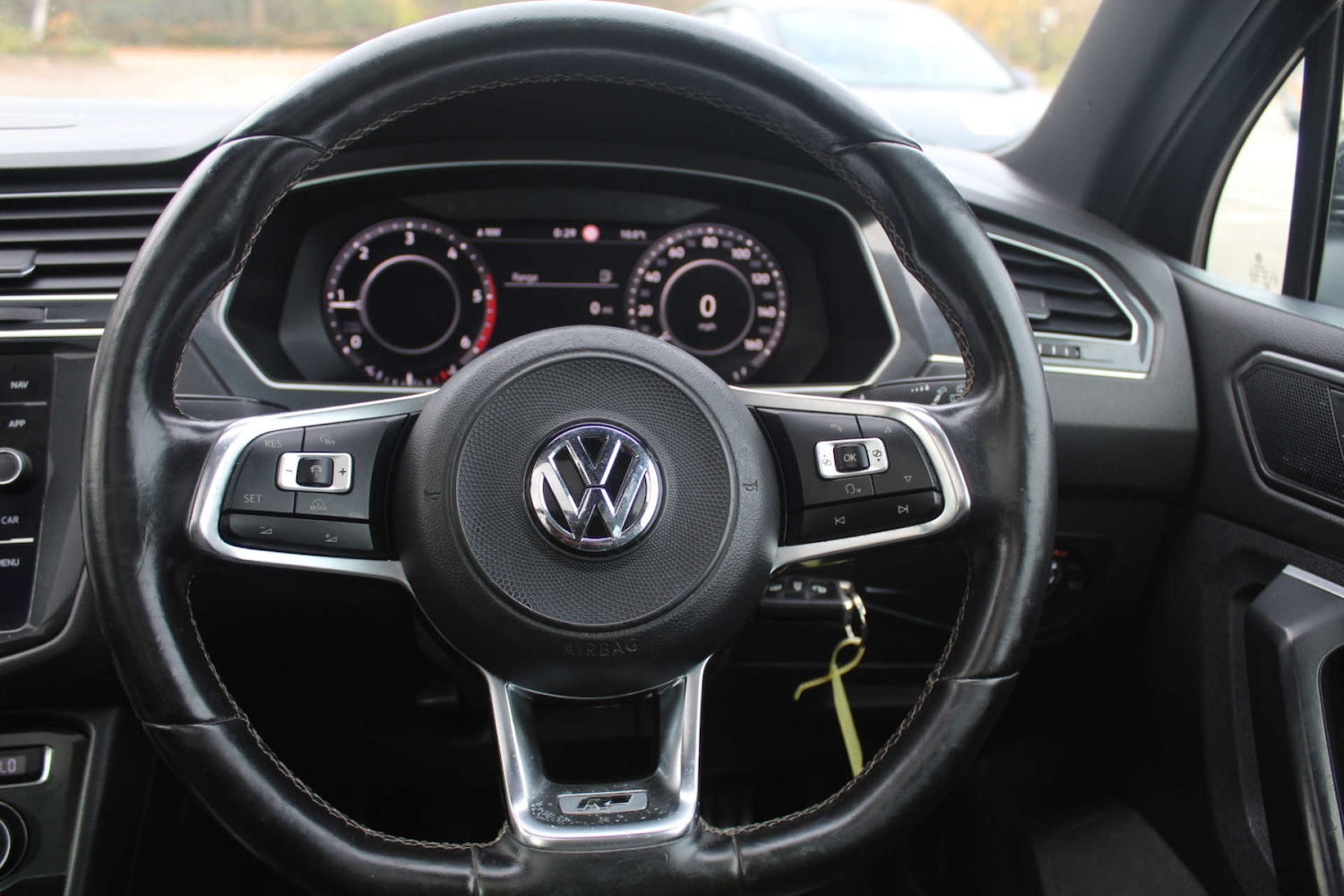 Used Volkswagen Tiguan 2017 for sale - 76232982: Photo 12