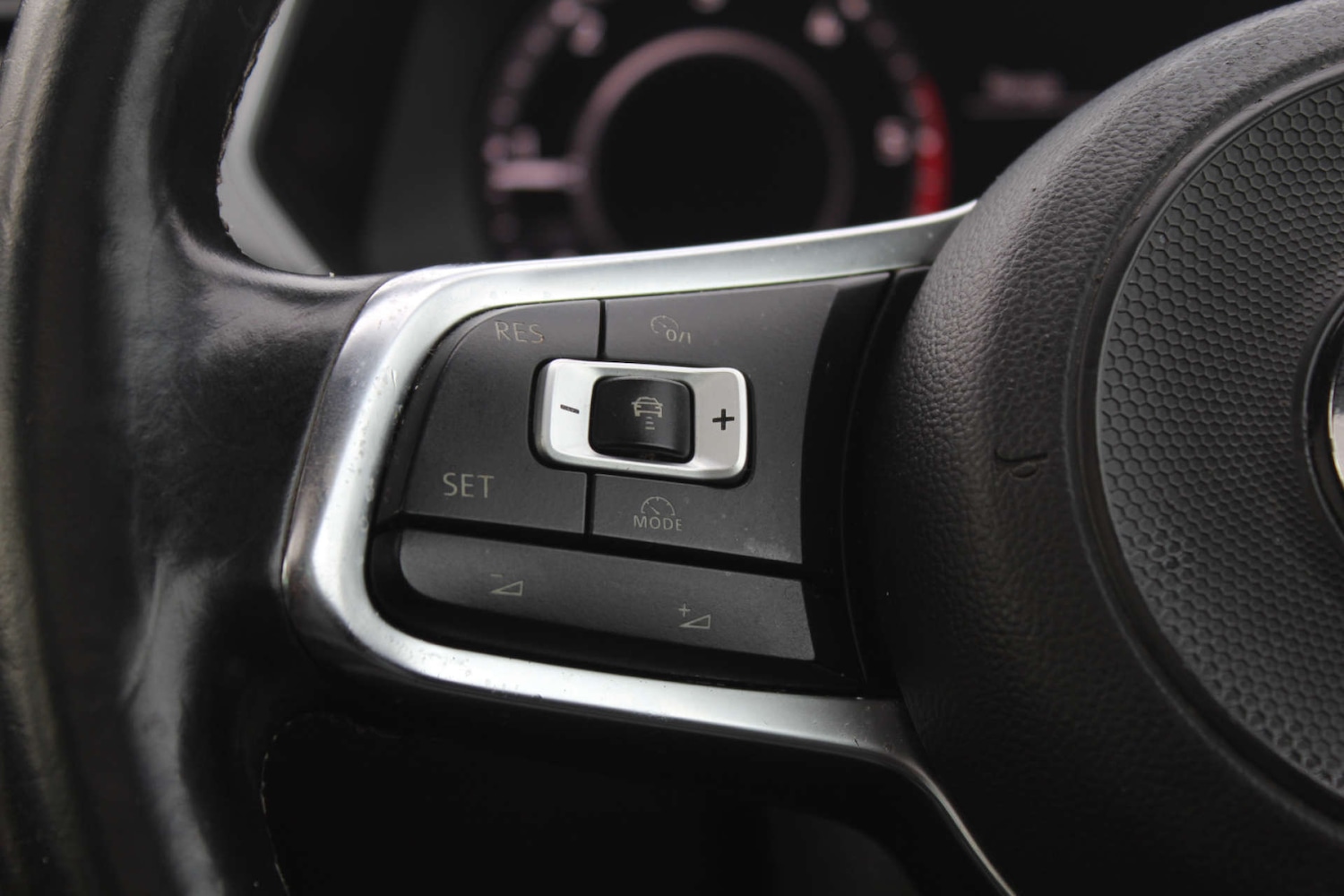 Used Volkswagen Tiguan 2017 for sale - 76232982: Photo 13