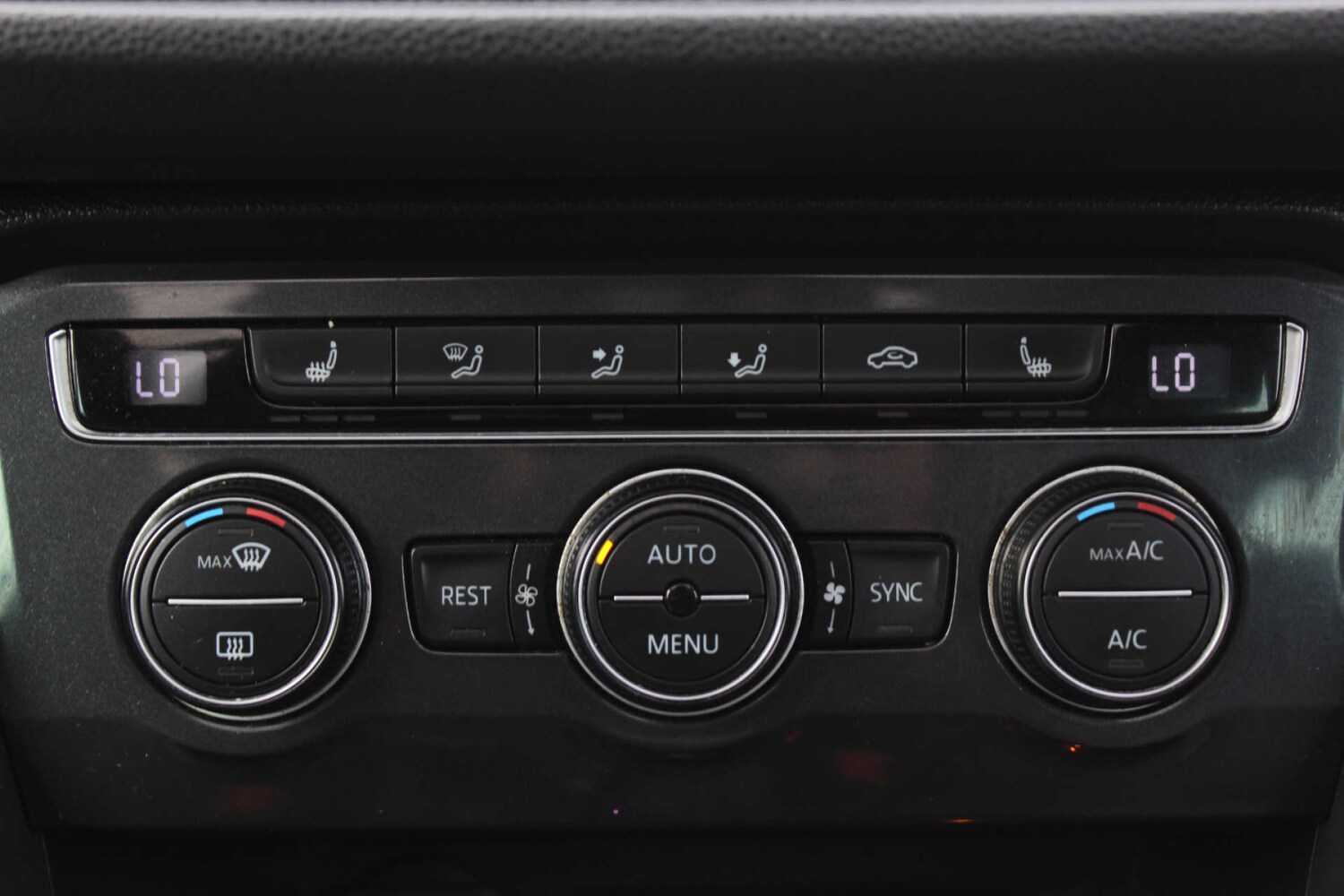 Used Volkswagen Tiguan 2017 for sale - 76232982: Photo 24