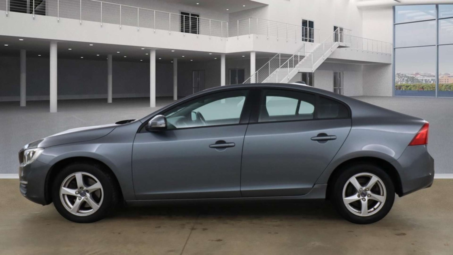 Used Volvo S60 2016 for sale - 76438967: Photo 4