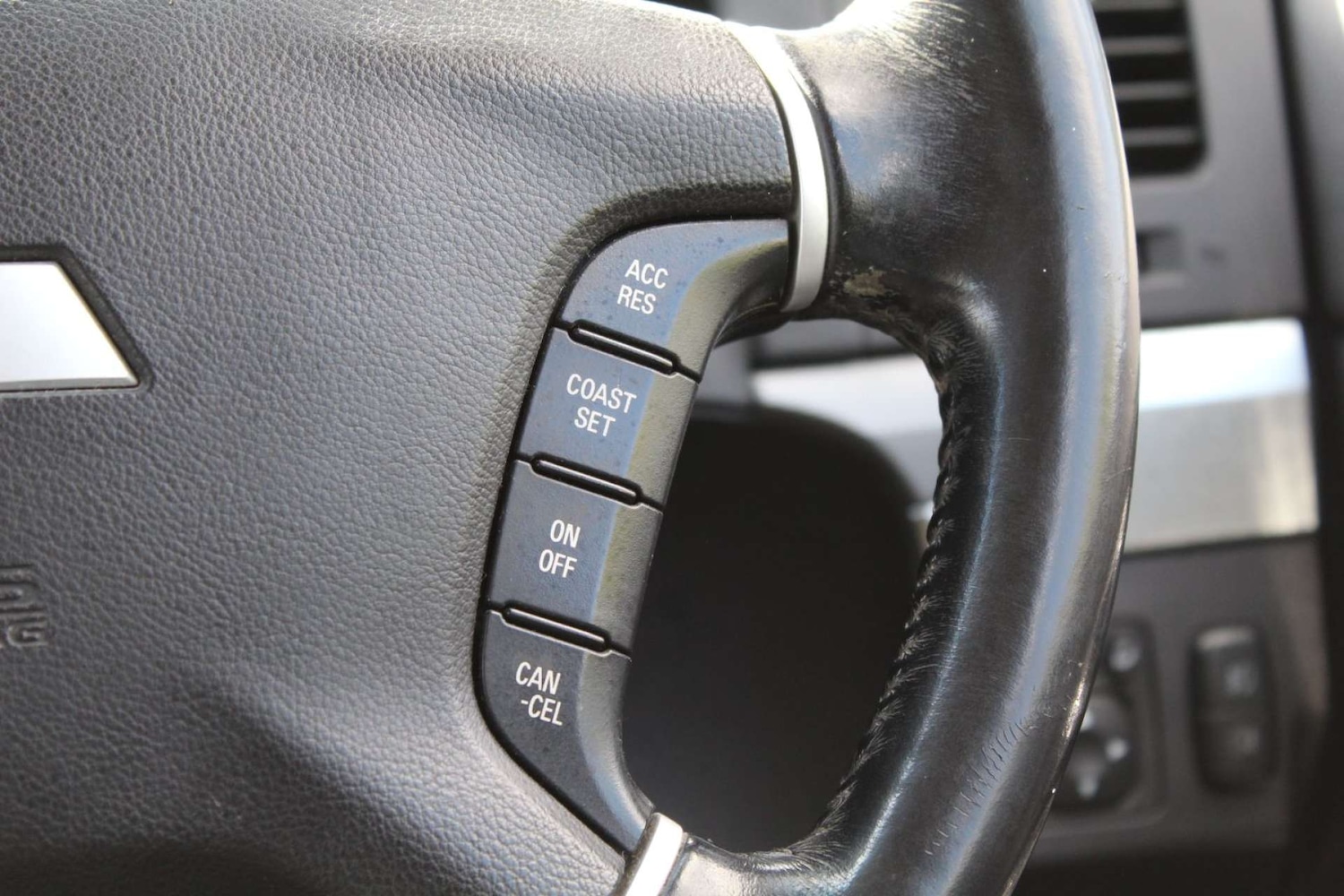 Used Mitsubishi Shogun 2010 for sale - 76103877: Photo 21