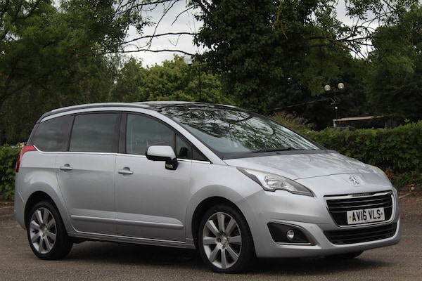 Used Peugeot 5008 2016 for sale - 76103792: Photo 1