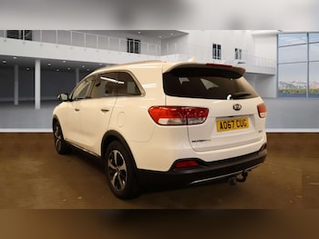 Used Kia Sorento 2017 for sale - 76103773: Photo 3