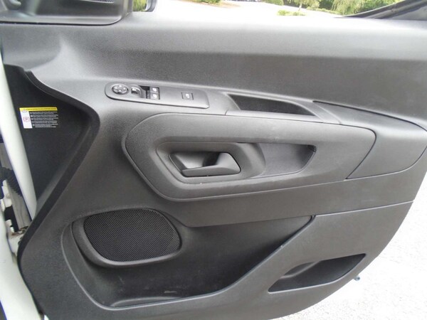 Used Peugeot Partner 2020 for sale - 76103927: Photo 22