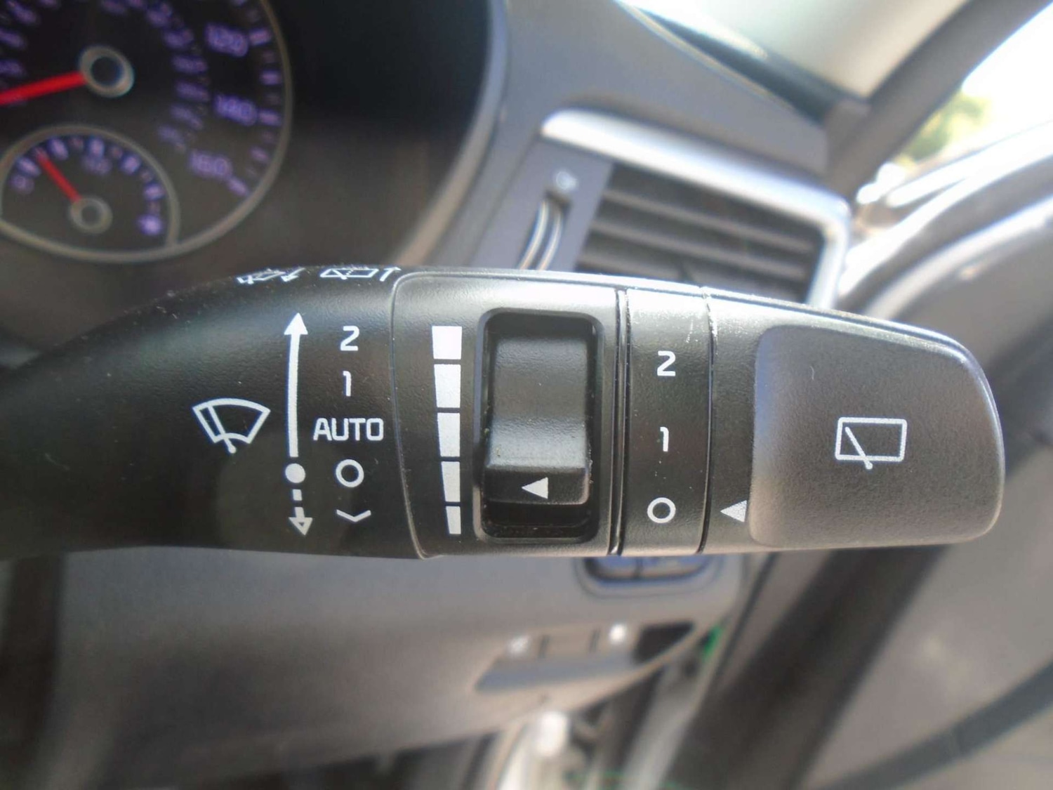 Used Kia Optima 2018 for sale - 76103894: Photo 25