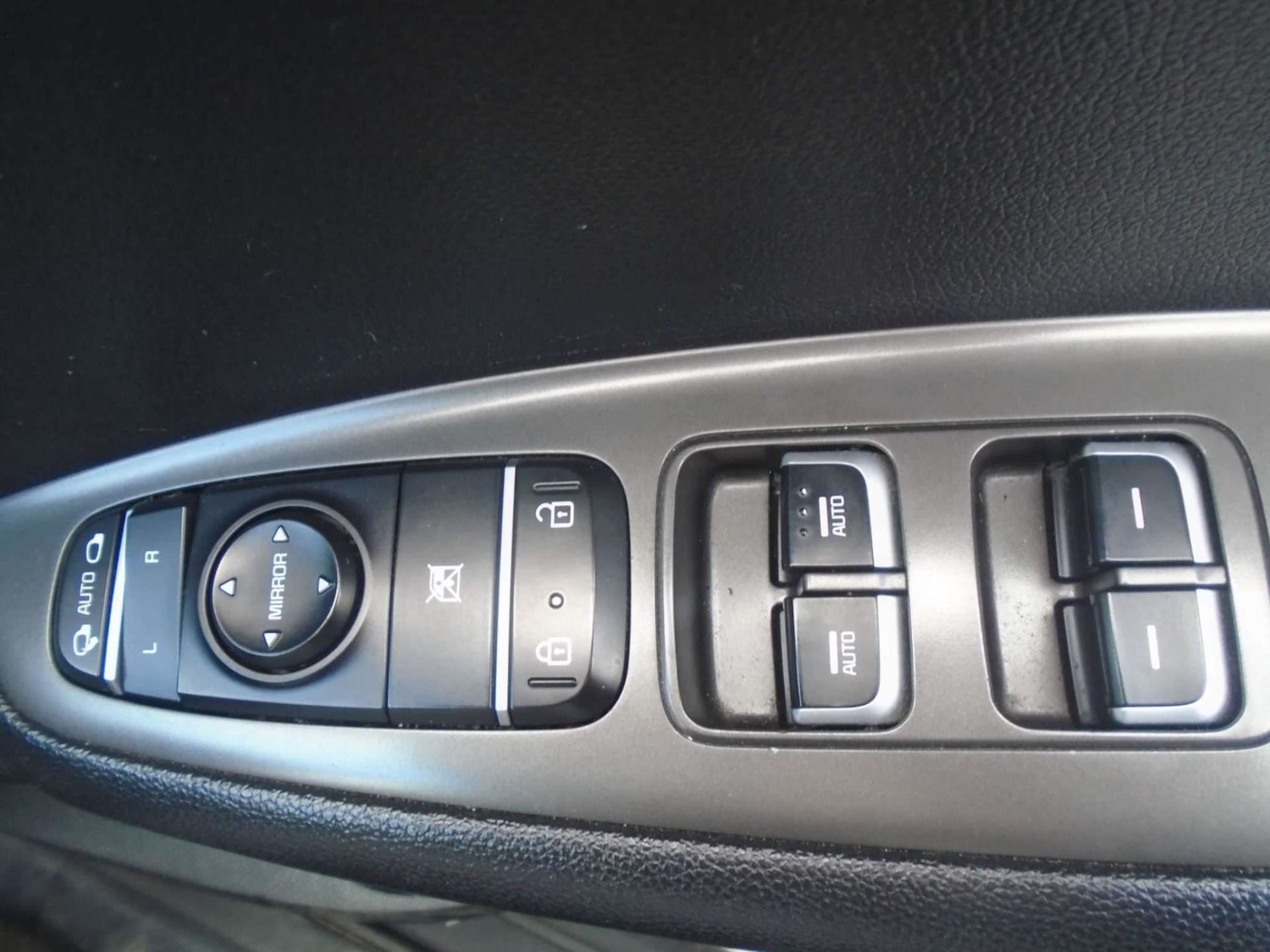 Used Kia Optima 2018 for sale - 76103894: Photo 28