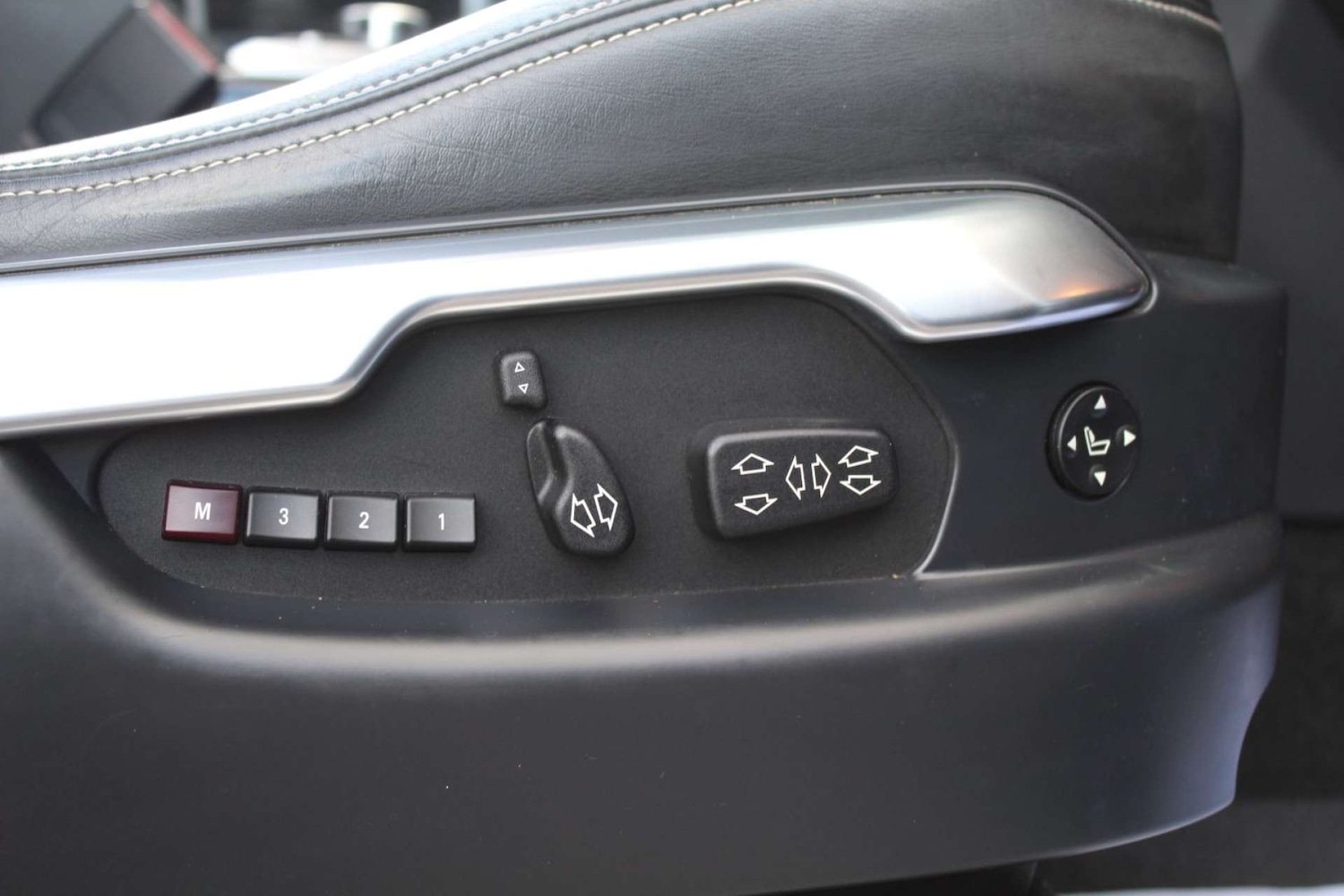 Used Land Rover Range Rover 2010 for sale - 76103939: Photo 42