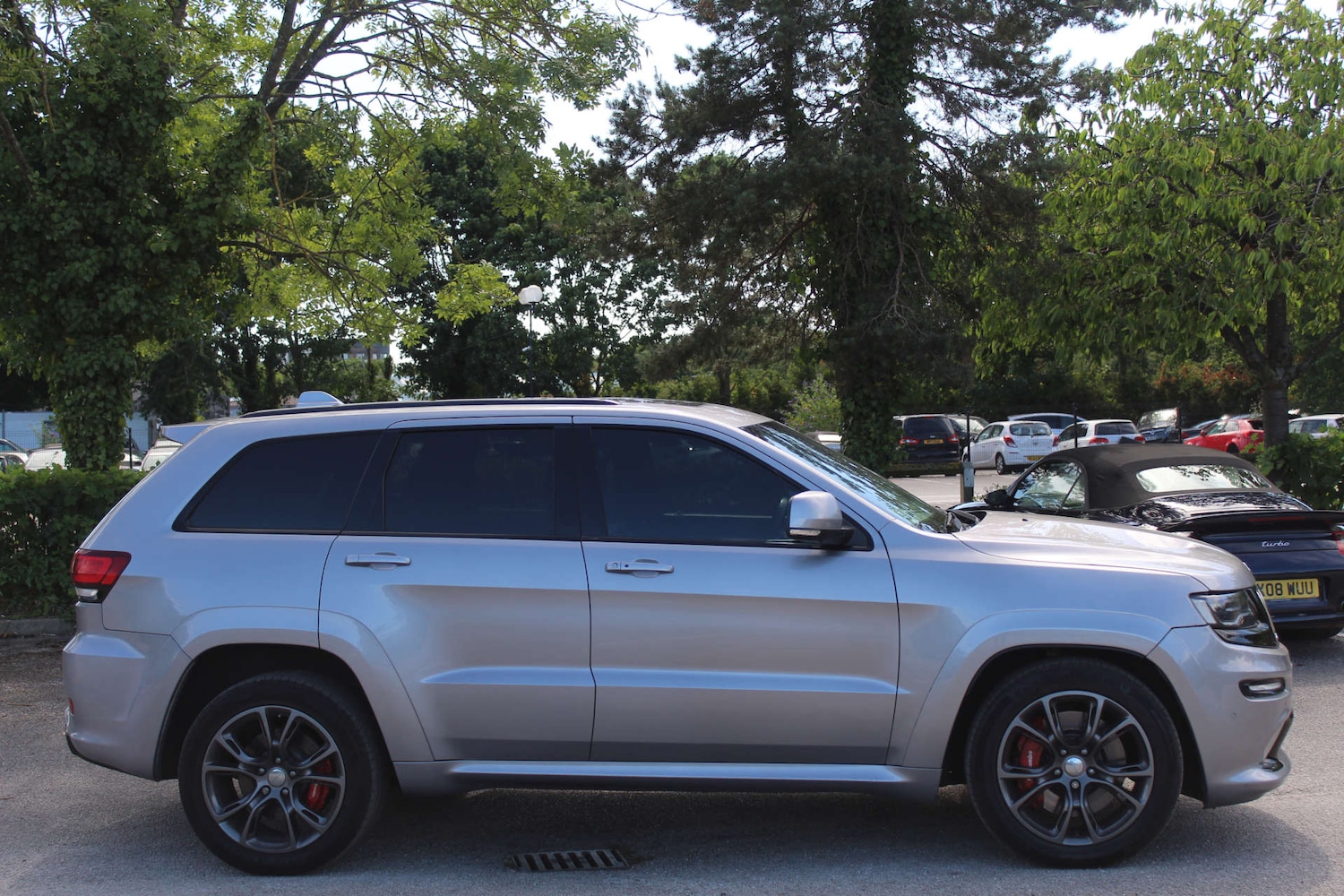 Used Jeep Grand Cherokee 2017 for sale - 76103762: Photo 2