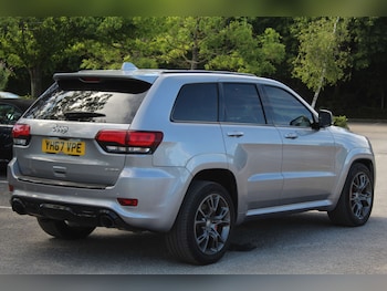 Used Jeep Grand Cherokee 2017 for sale - 76103762: Photo 3