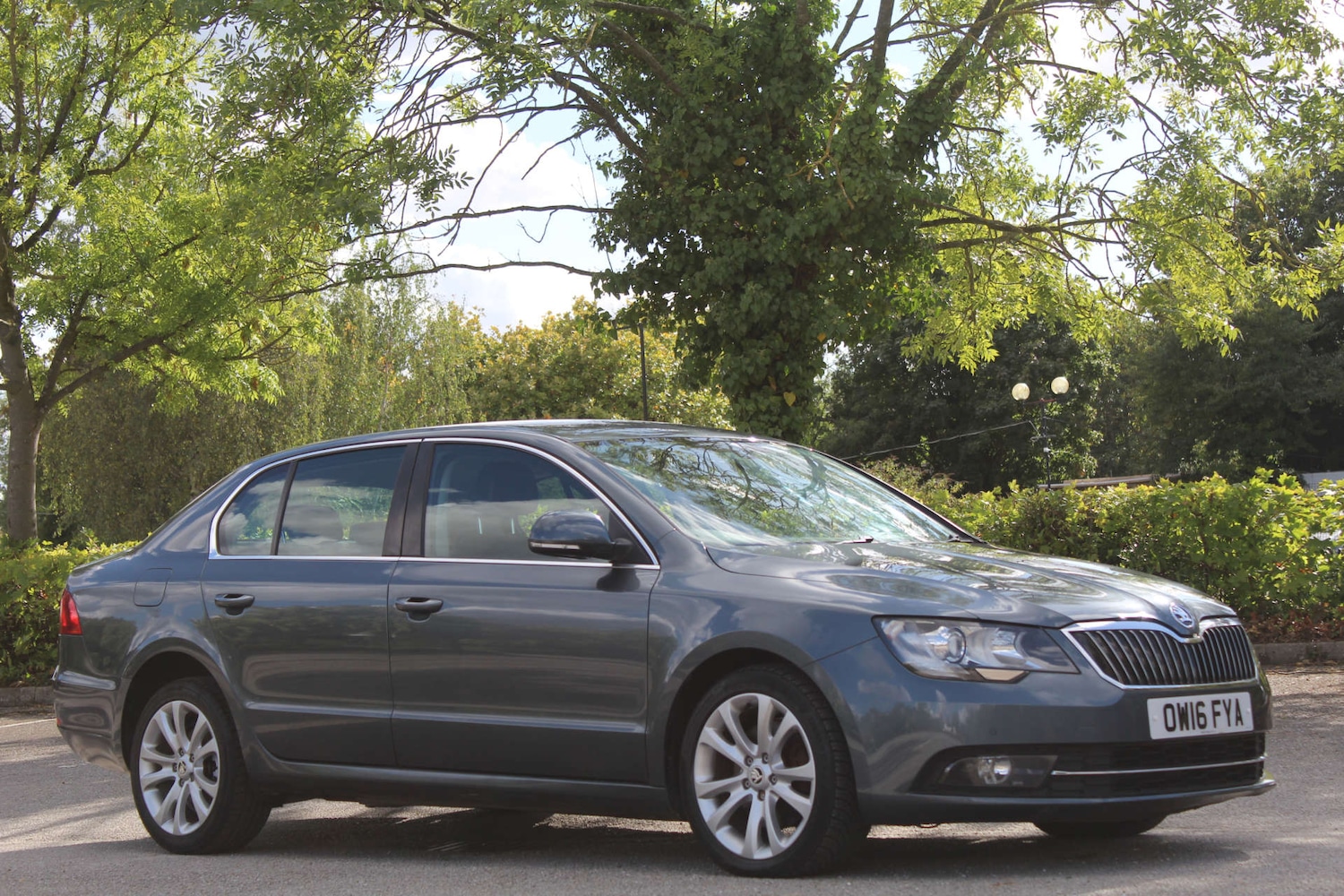 Used Skoda Superb 2016 for sale - 76103840: Photo 1