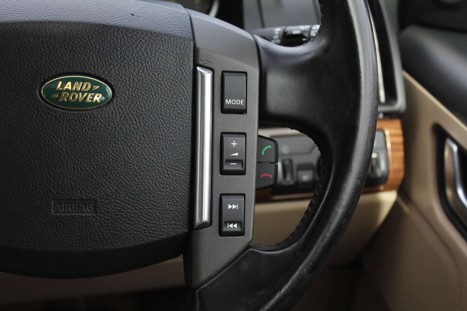 Used Land Rover Freelander 2010 for sale - 76103869: Photo 16