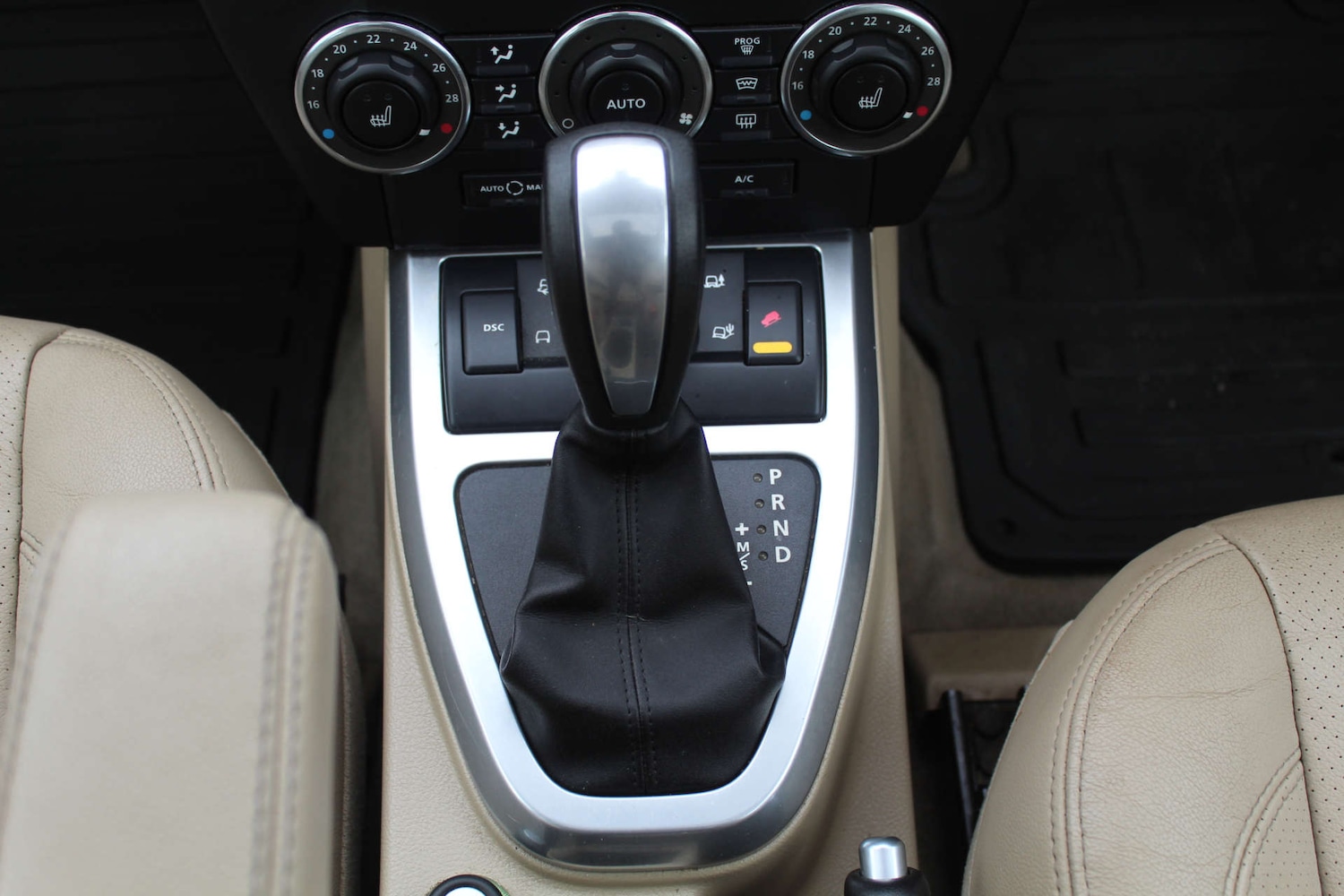 Used Land Rover Freelander 2010 for sale - 76103869: Photo 25