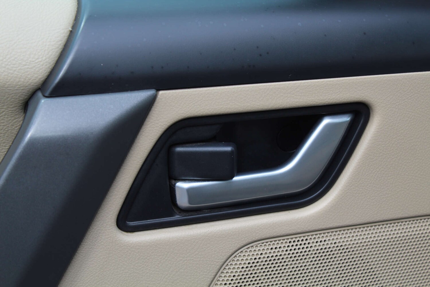 Used Land Rover Freelander 2010 for sale - 76103869: Photo 29