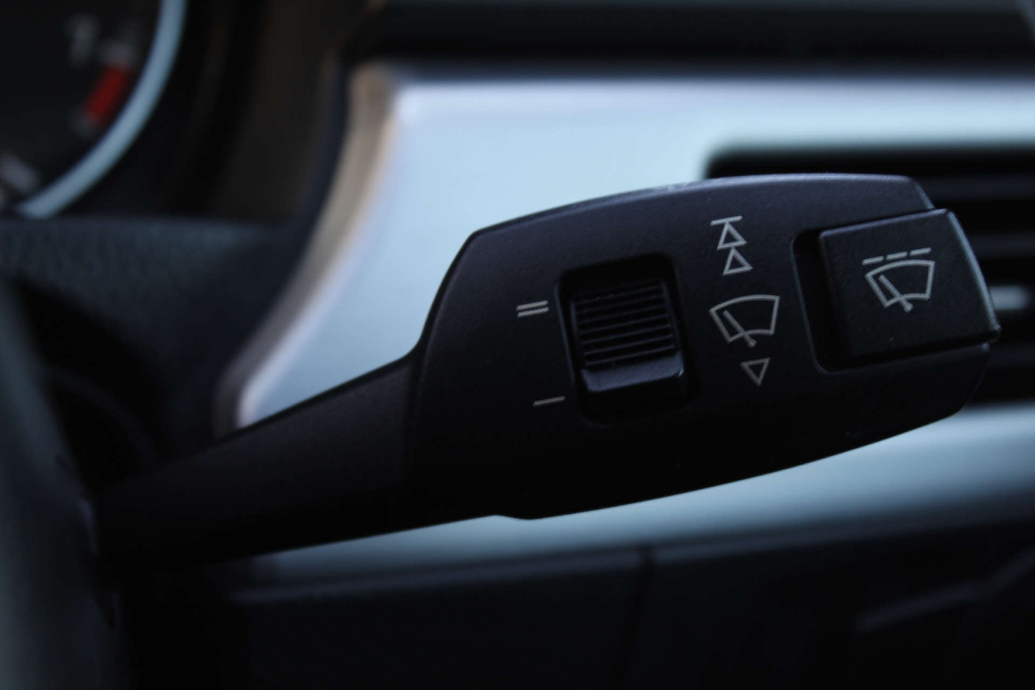 Used BMW 3 Series 2010 for sale - 76103913: Photo 15