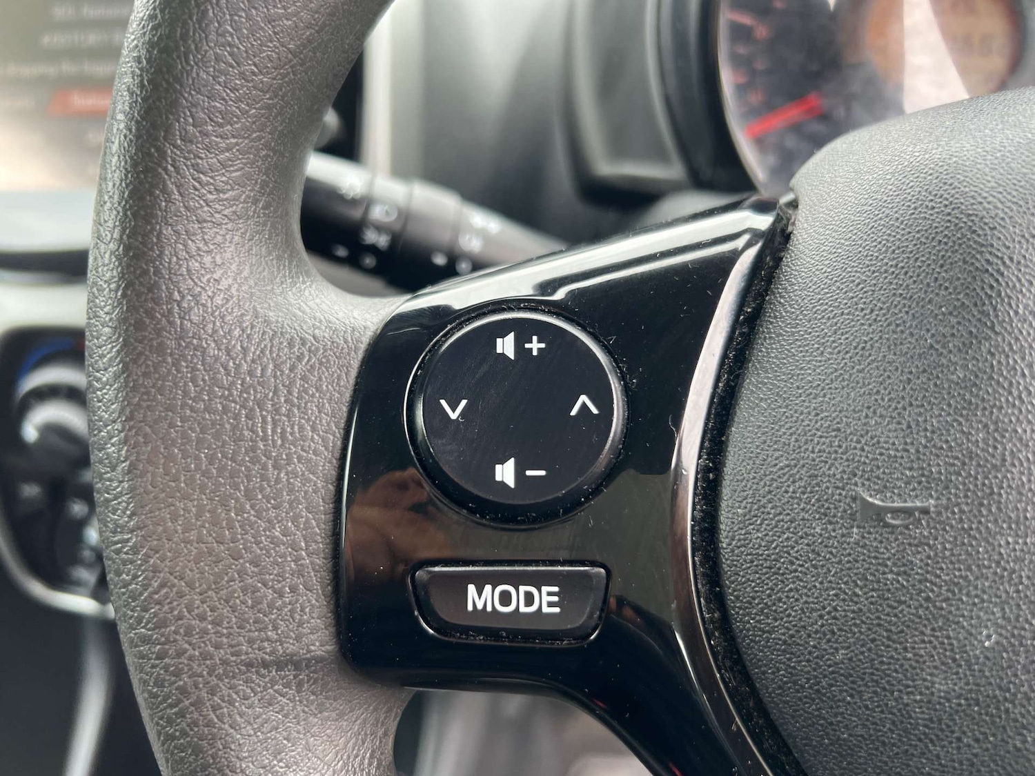Used Peugeot 108 2015 for sale - 76103769: Photo 18