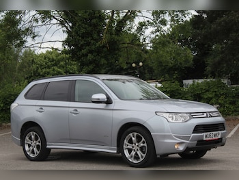 2013 - 2.2 DI-D GX3 5dr