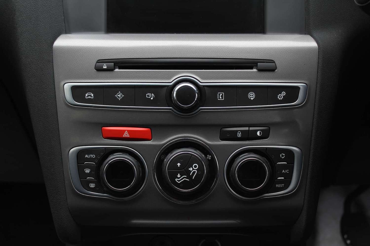 Used Citroen C4 2016 for sale - 76103864: Photo 25