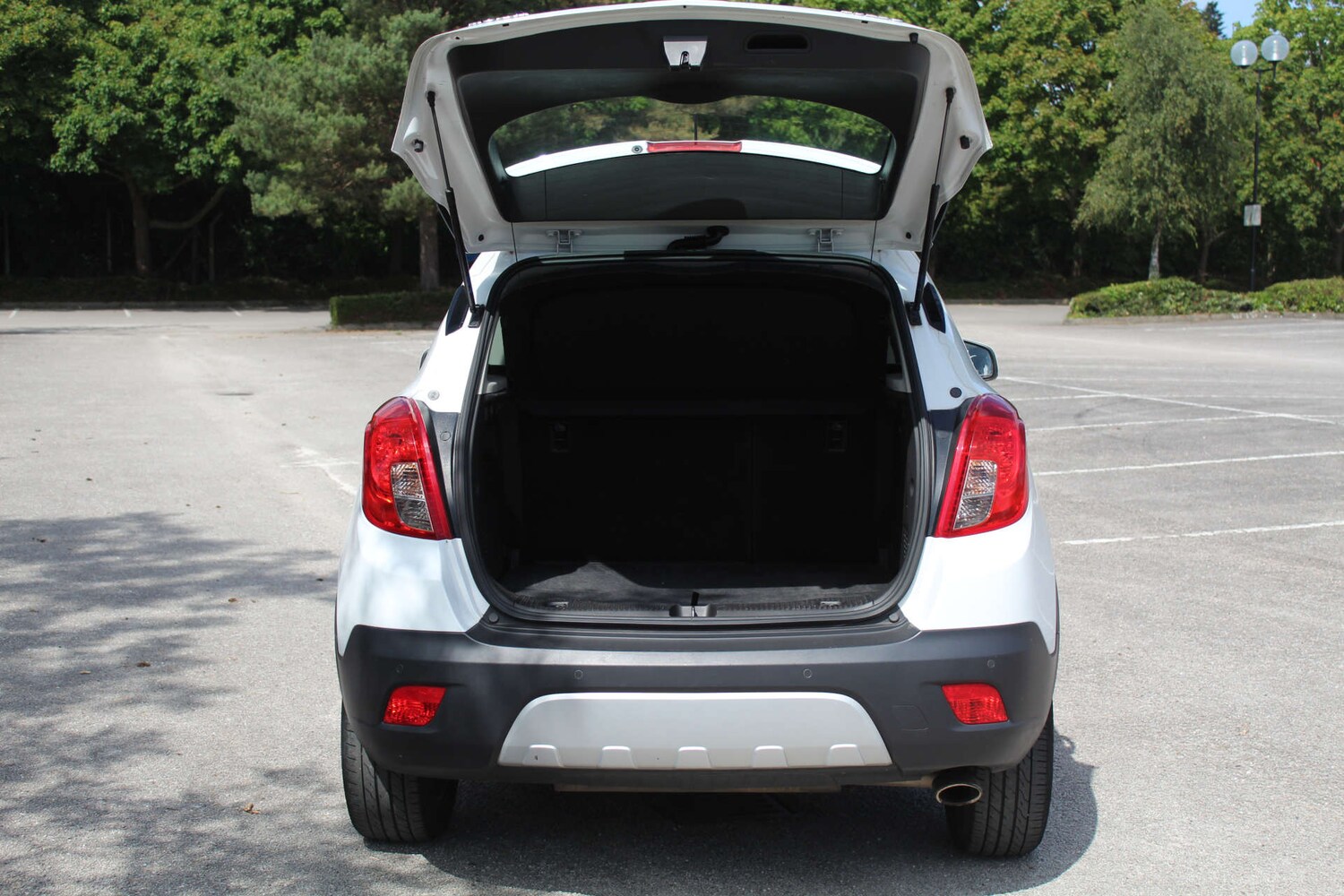 Vehicle 28