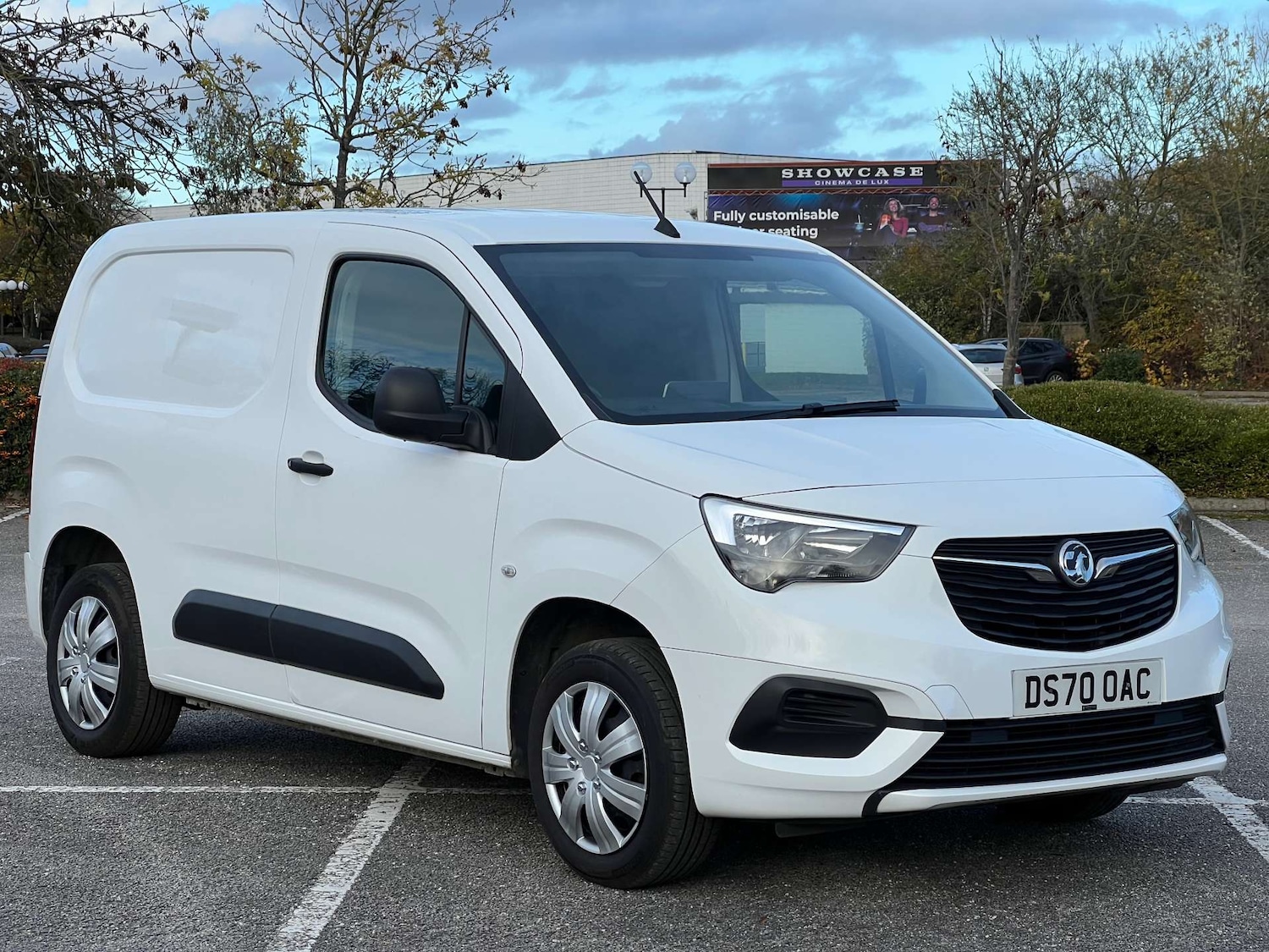 Used Vauxhall Combo 2020 for sale - 76507206: Photo 1