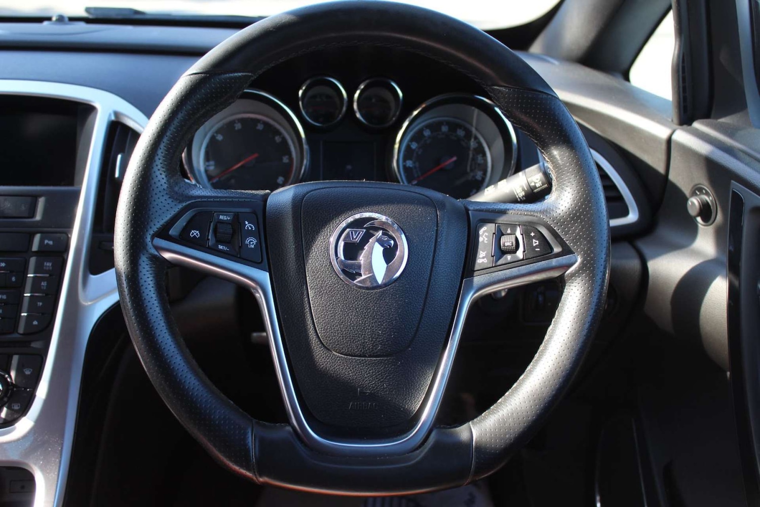 Used Vauxhall Astra GTC 2015 for sale - 76103848: Photo 12