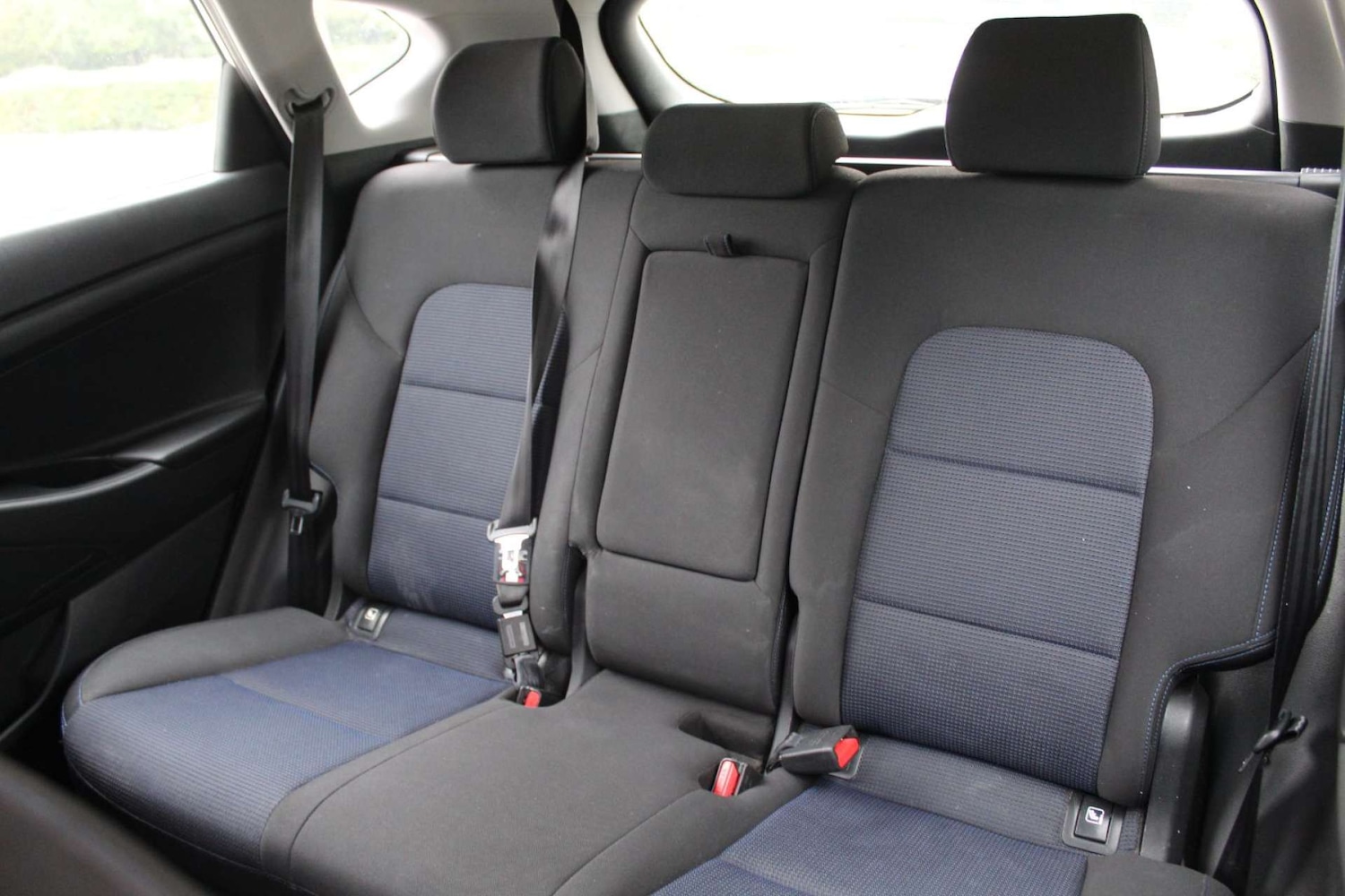 Used Hyundai TUCSON 2017 for sale - 76103813: Photo 9