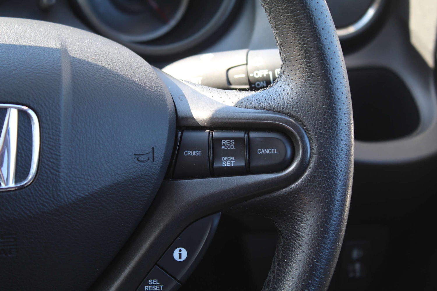 Used Honda Jazz 2014 for sale - 76103837: Photo 16