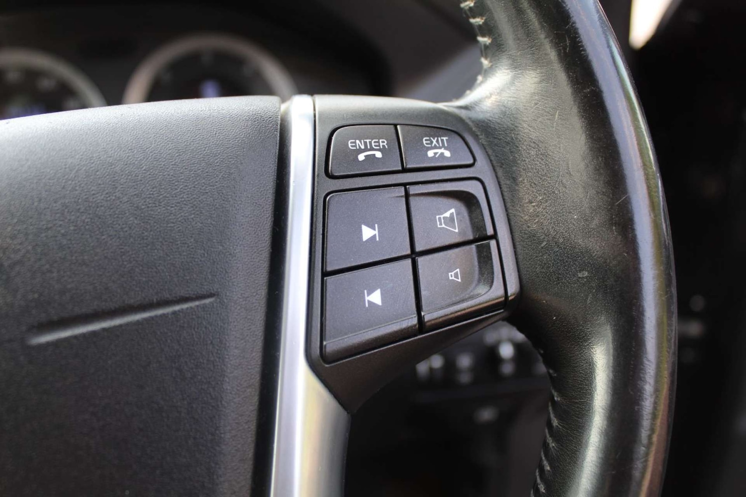 Used Volvo XC60 2009 for sale - 76103943: Photo 18