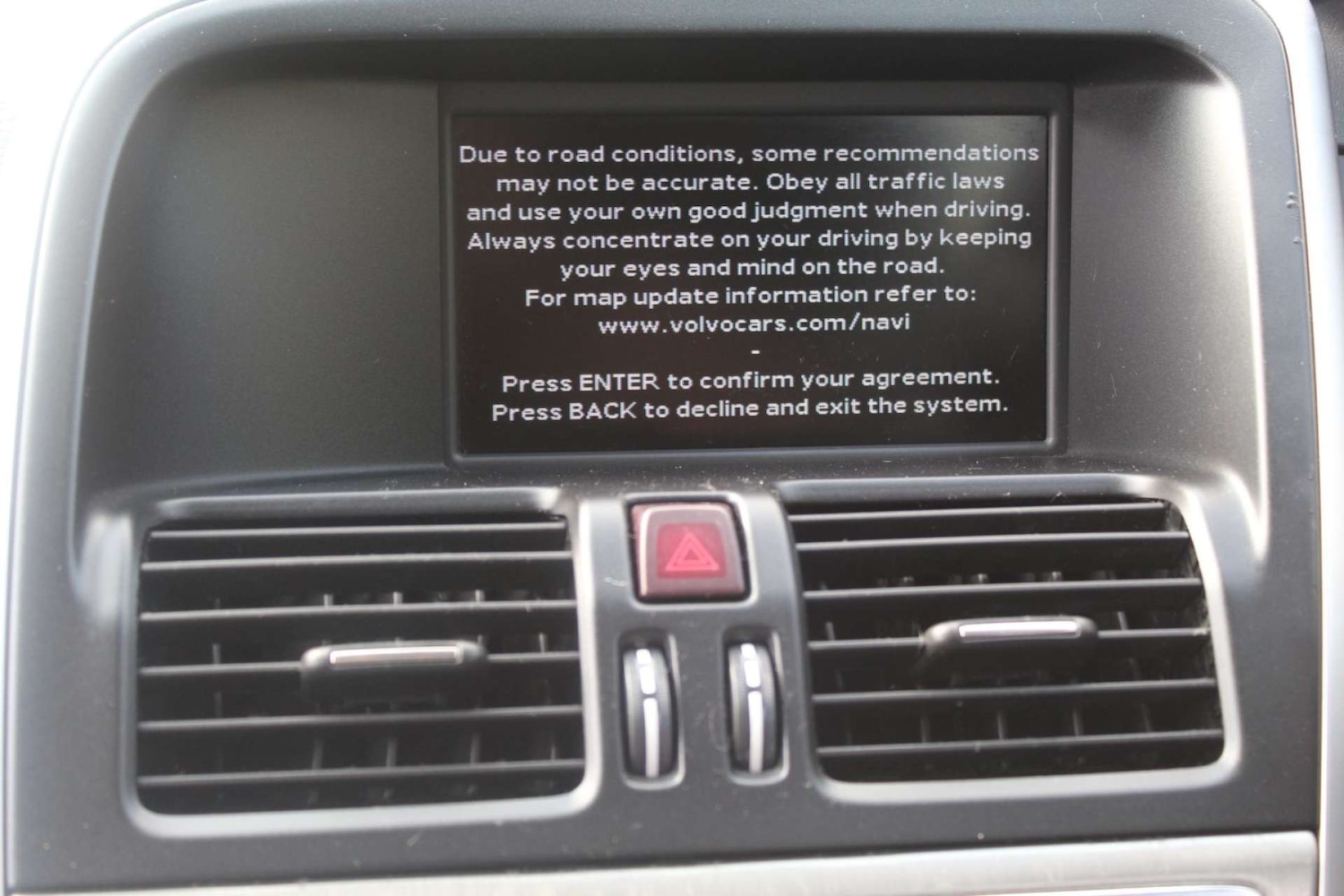 Used Volvo XC60 2009 for sale - 76103943: Photo 30