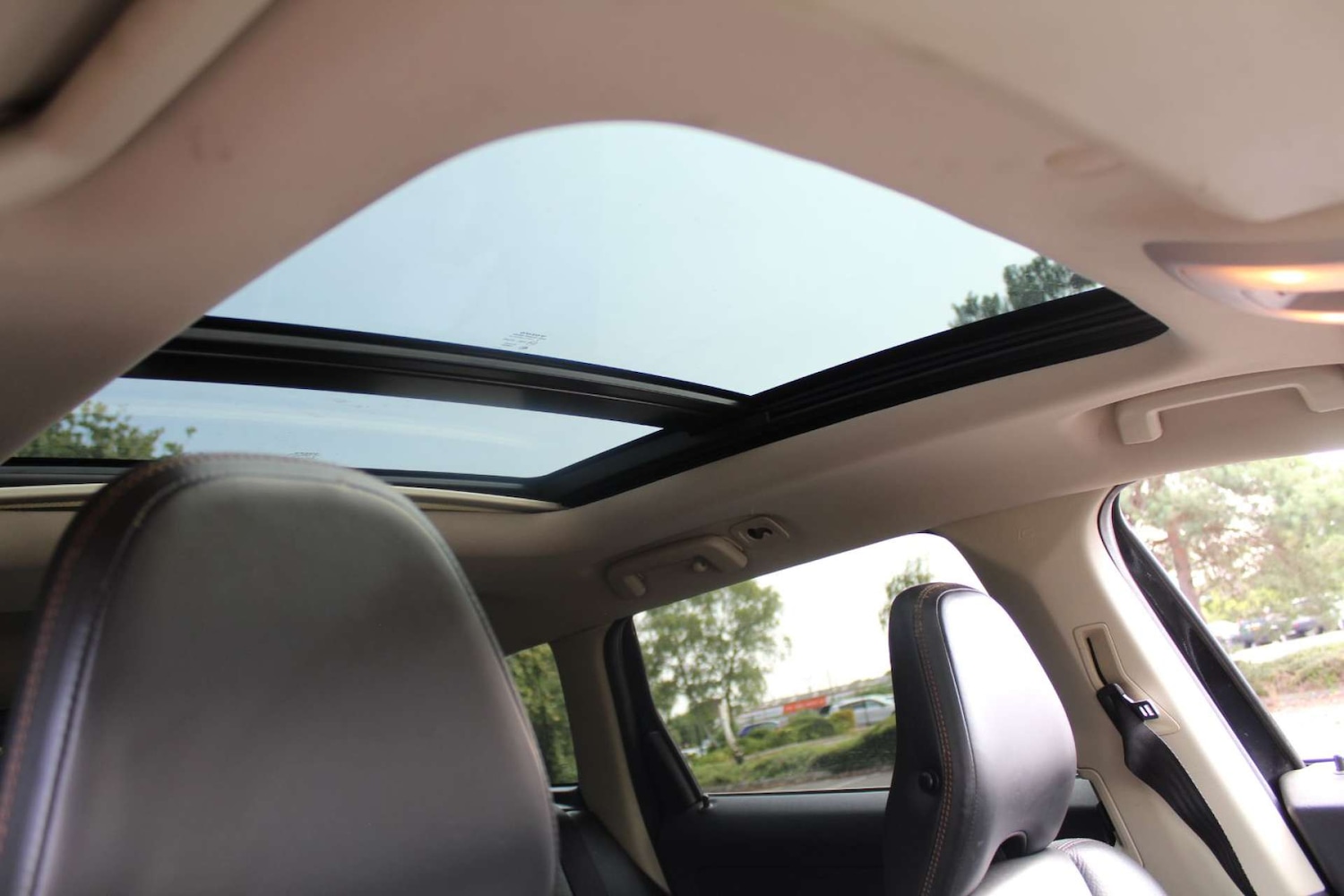 Used Volvo XC60 2009 for sale - 76103943: Photo 38