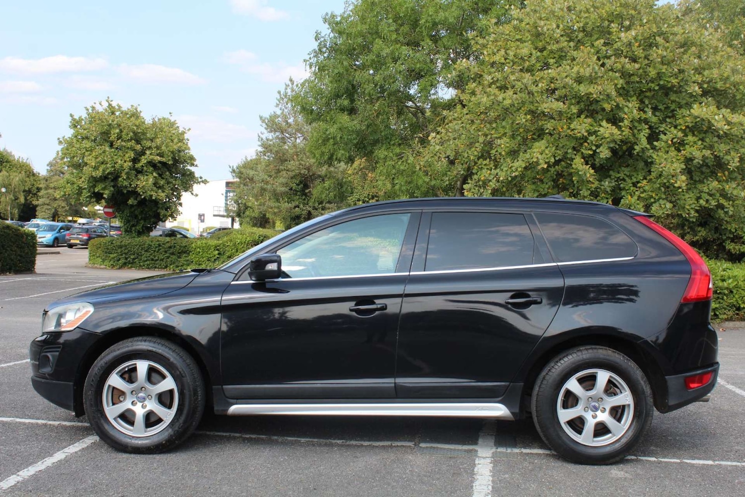 Used Volvo XC60 2009 for sale - 76103943: Photo 6