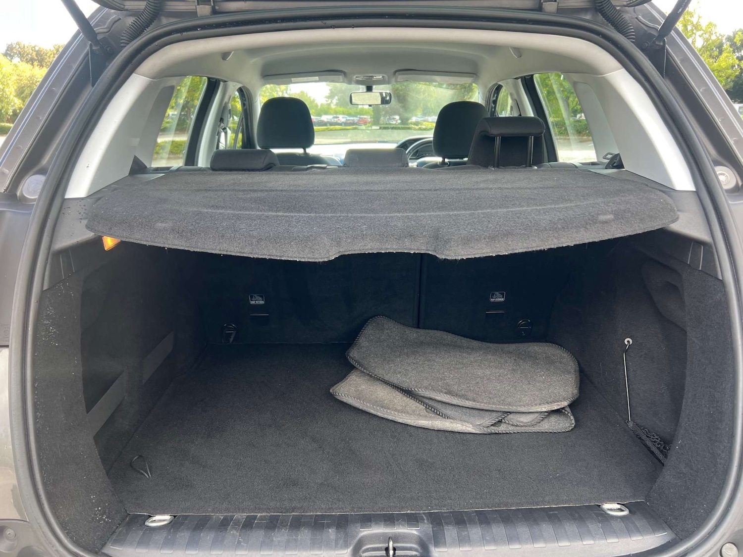 Vehicle 29
