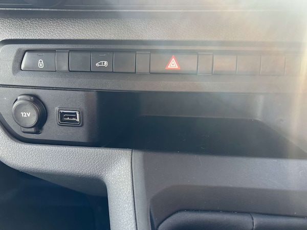 Used Vauxhall Vivaro 2022 for sale - 76103822: Photo 20