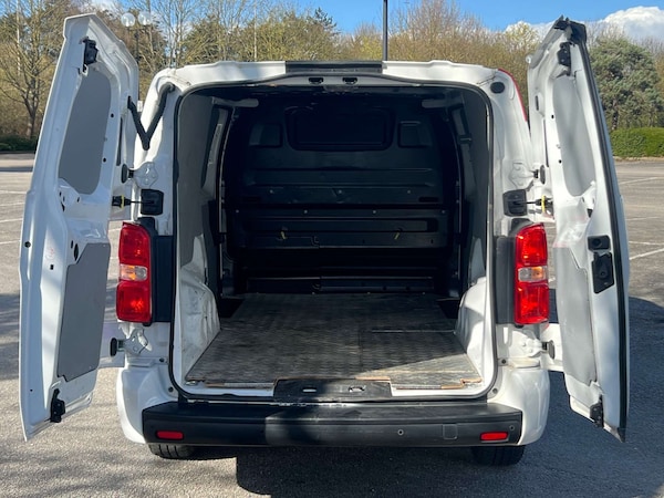 Used Vauxhall Vivaro 2022 for sale - 76103822: Photo 6
